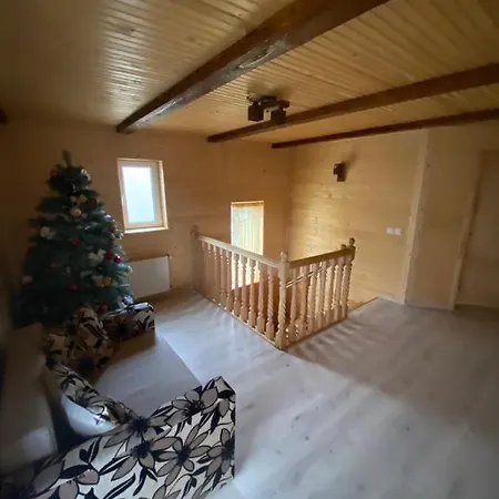 בית נופש Mountain House *