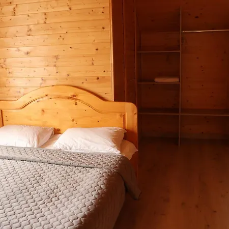 Будинок відпочинку Mountain House Яремче