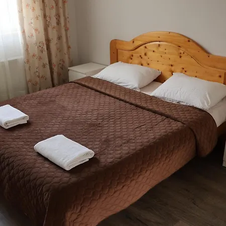 Mountain House Яремче